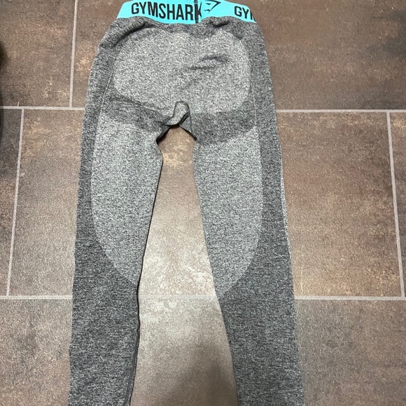 Gymshark Leggings - Picture 2 of 2